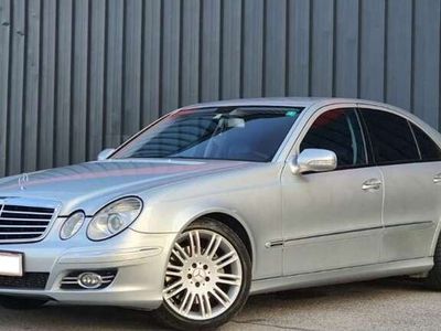 Mercedes E280