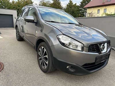 Grau Gebraucht 2013 Nissan Qashqai +2 360º SUV | € 8.990