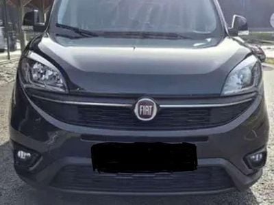 Gebraucht Fiat Doblò Lounge 120 PS (88 kW) 2019 Schwarz Van / Kleinbus