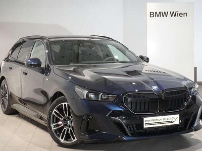 Blau Gebraucht 2025 BMW 530e Efficient Dynamics Kombi | € 66.995