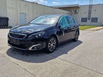 gebraucht Peugeot 308 1,6 e-HDi 115 FAP Allure,Navi,LED,Panorama,Kamera