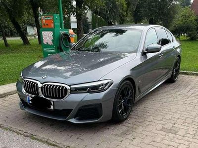 Blau Gebraucht 2021 BMW 530 Shadowline Limousine | € 49.990 (Teuer)