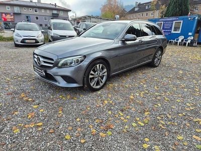 Grau Gebraucht 2020 Mercedes C300e Avantgarde Kombi | € 19.990 (Fairer Preis)
