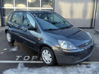 Gebraucht Ford Fiesta Ambiente 69 PS (50 kW) 2006 Grau Kleinwagen