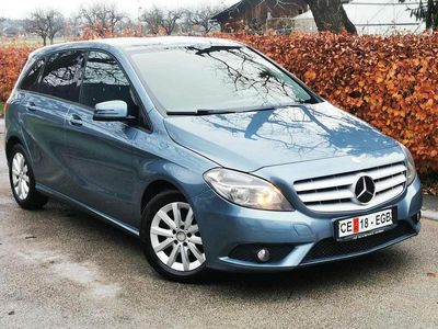 Gebraucht Mercedes B180 Edition 109 PS (80 kW) 2013 Van / Kleinbus