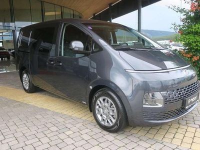 Grau Gebraucht 2023 Hyundai Staria Van | € 30.990