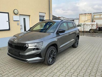 Neu 2025 Skoda Karoq SportLine SUV | € 44.406 (Teuer)