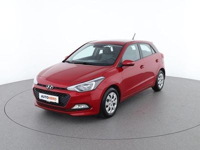 Rot Gebraucht 2015 Hyundai i20 Limited Limousine | € 8.790 (Fairer Preis)