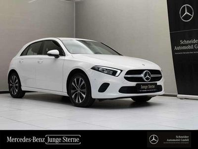 Gebraucht Mercedes A250 160 PS (117 kW) 2023 Weiß Limousine