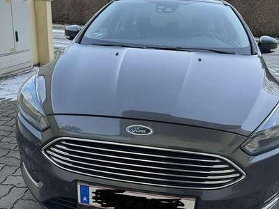 gebraucht Ford Focus Focus Kombi 1.5 TDCi Titanium – gepflegt