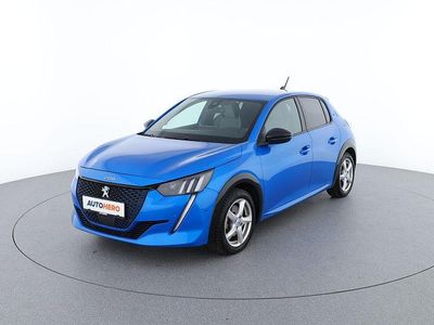 Blau Gebraucht 2020 Peugeot e-208 GT Kleinwagen | € 16.290 (Fairer Preis)