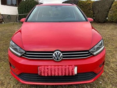 Gebraucht VW Golf VII 86 PS (63 kW) 2015 Rot Limousine