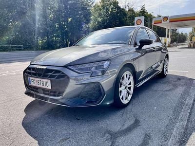 Grau Gebraucht 2024 Audi A3 S-Line | € 33.990 (Etwas zu teuer)