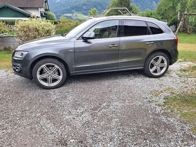Grau Gebraucht 2016 Audi Q5 S-Line SUV | € 20.190 (Teuer)