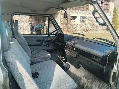 Gebraucht VW T3 69 PS (50 kW) 1990 Silber Van