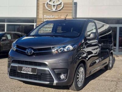 Grau Gebraucht 2024 Toyota Proace Verso Kombi | € 49.990