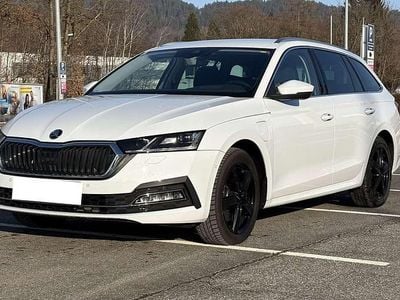 gebraucht Skoda Octavia Combi 15 iV Style DSG