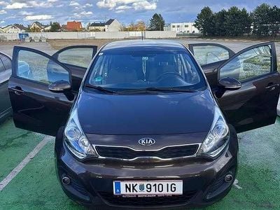 Gebraucht 2013 Kia Rio FIFA World Cup Edition Limousine | € 4.700