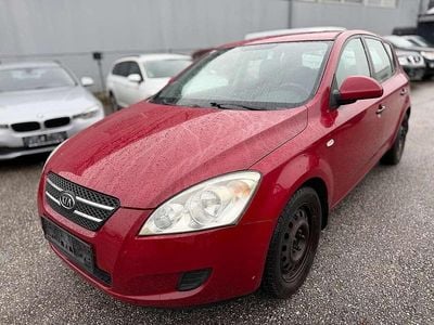 Rot Gebraucht 2008 Kia Ceed Kleinwagen | € 1.999 (Superpreis)