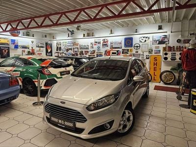 Grau Gebraucht 2014 Ford Fiesta SYNC Edition Kleinwagen | € 6.290 (Fairer Preis)