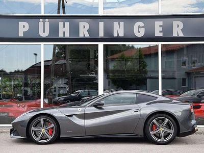 Grau Gebraucht 2013 Ferrari F12 Coupé | € 279.900