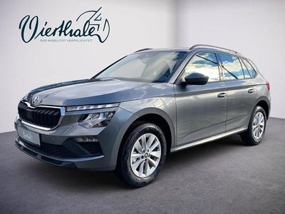 Mittelgrau metallic Neu 2025 Skoda Kamiq Essence SUV | € 27.950 (Fairer Preis)