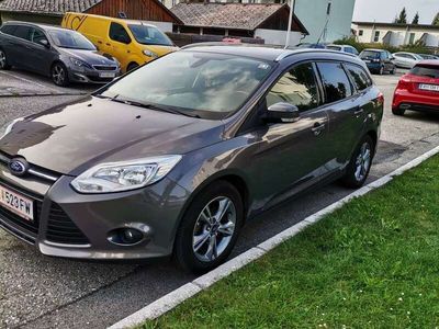 gebraucht Ford Focus Turnier 1.6 TDCi DPF Start-Stopp-System Titanium