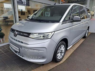 Gebraucht VW Multivan Business 150 PS (110 kW) 2024 Silber  metallic Van