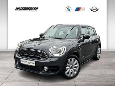 Grau sonderlackierung Gebraucht 2017 Mini Countryman SUV | € 18.950