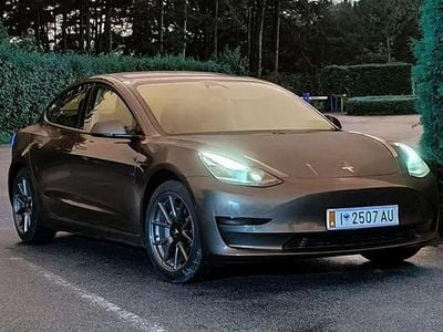 Grau Gebraucht 2021 Tesla Model 3 Standard Range Limousine | € 23.800 (Fairer Preis)