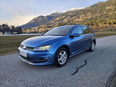 Gebraucht VW Golf VII Highline 105 PS (77 kW) 2013 Blau Kombi