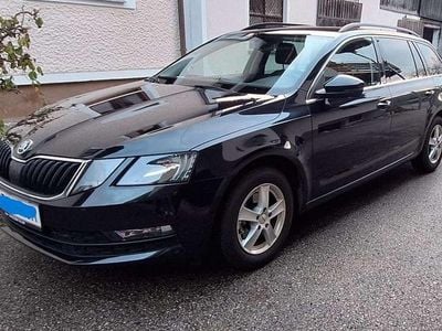 Schwarz Gebraucht 2018 Skoda Octavia Ambition Kombi | € 12.500 (Fairer Preis)