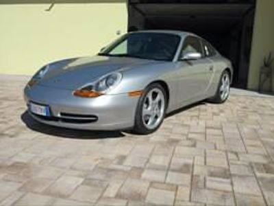 Silber Gebraucht 2001 Porsche 911 Carrera Coupé | € 35.000