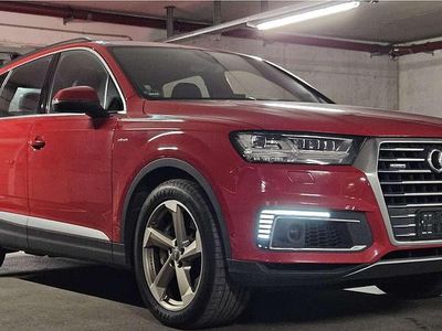 Gebraucht Audi Q7 Comfort 258 PS (189 kW) 2017 Rot SUV