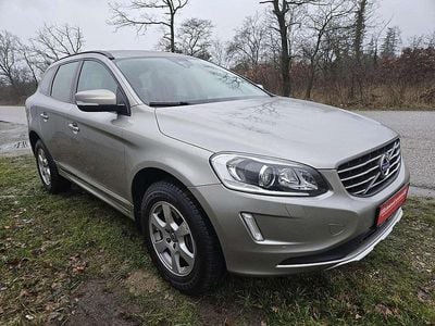 Grau Gebraucht 2015 Volvo XC60 Kinetic SUV | € 14.990 (Fairer Preis)
