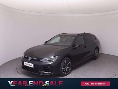 Schwarz metallic Gebraucht 2025 VW Passat R-line Kombi | € 52.490