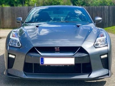 Grau Gebraucht 2017 Nissan GT-R Prestige Coupé | € 139.000