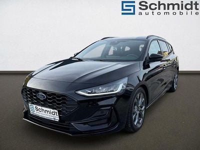 Agate black metallic (pn4gm) Gebraucht 2024 Ford Focus ST-Line Kombi | € 25.690 (Etwas zu teuer)