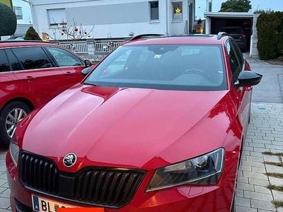 Rot Gebraucht 2018 Skoda Superb SportLine Kombi | € 20.900 (Fairer Preis)