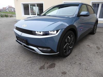 Blau Gebraucht 2023 Hyundai Ioniq Base Kleinwagen | € 37.900