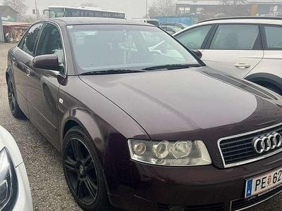 Rot Gebraucht 2003 Audi A4 Limousine | € 3.500