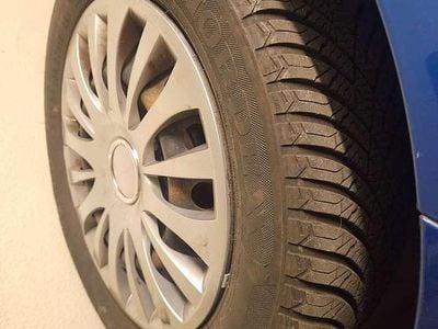 Blau Gebraucht 2007 Toyota Yaris Sol Limousine | € 2.900 (Fairer Preis)