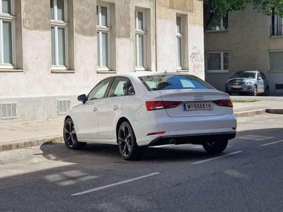 gebraucht Audi A3 1,6 TDI S-tronic sport