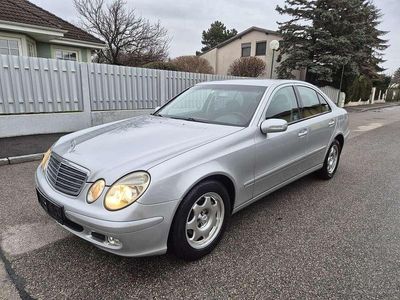 Gebraucht 2003 Mercedes E200 Classic Limousine | € 1.999 (Superpreis)