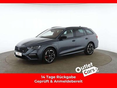 Grau Gebraucht 2021 Skoda Octavia RS Kombi | € 29.990 (Etwas zu teuer)