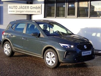 Neu Seat Arona Reference 95 PS (69 kW) 2025 Dunkelblau  normal SUV