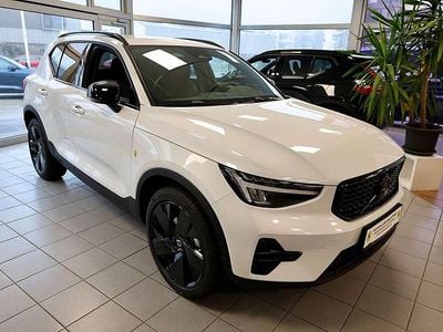 gebraucht Volvo XC40 B3 Plus Black Edition Aut.