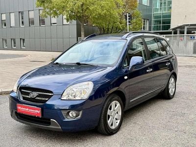 Blau Gebraucht 2009 Kia Carens Active Van / Kleinbus | € 4.990