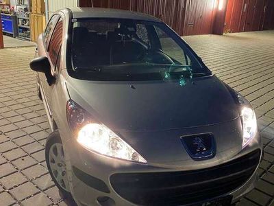 gebraucht Peugeot 207 Premium 14