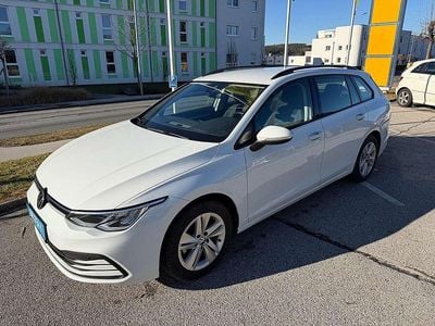 gebraucht VW Golf VIII Variant 10 eTSI Life DSG